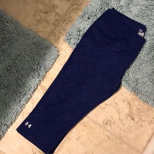 UA workout capris